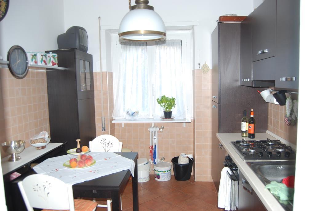Bed and Breakfast La Badia Del Cavaliere Rom Zimmer foto