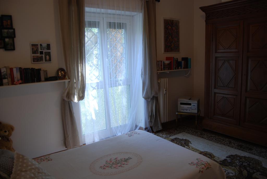 Bed and Breakfast La Badia Del Cavaliere Rom Zimmer foto